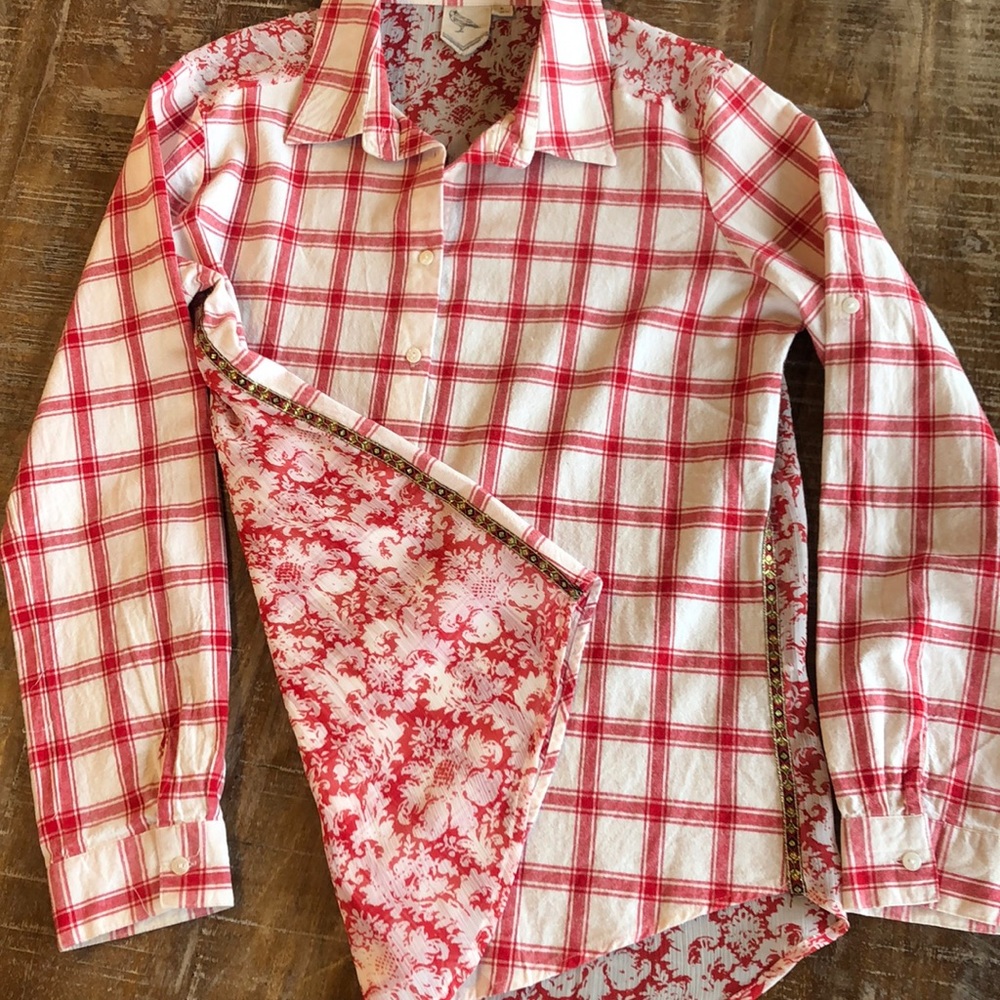 EUC White Crow red & off-white flannel & plaid top